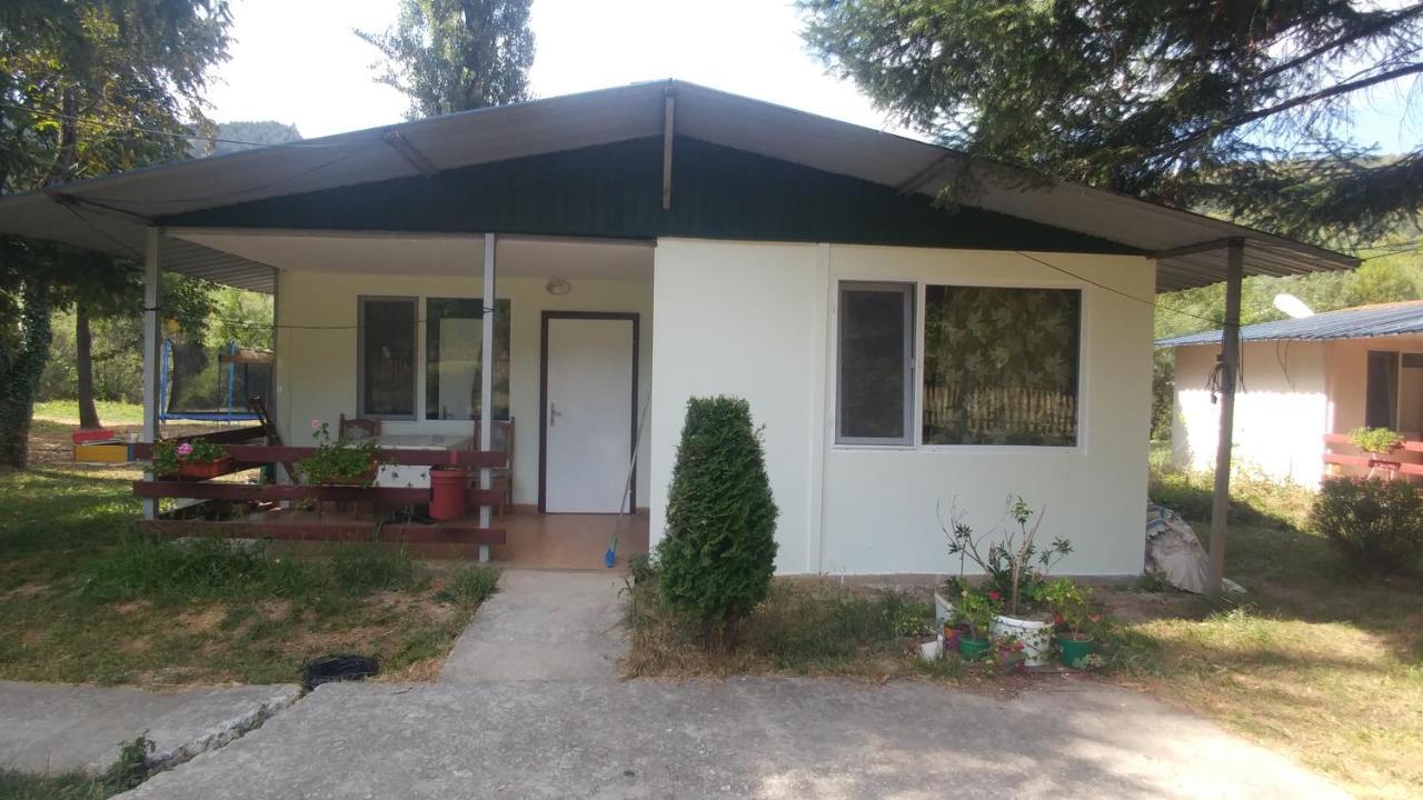 Къща За Гости Дъга Cherni Osum Exterior photo