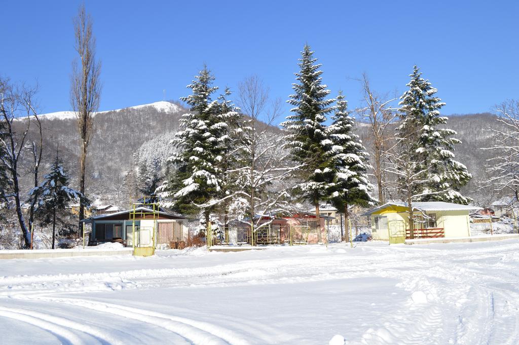 Къща За Гости Дъга Cherni Osum Exterior photo